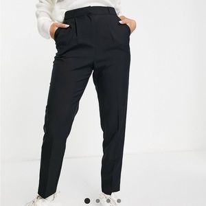 *NWT* ASOS Tailored Tapered Dress Pants. Size US 2.